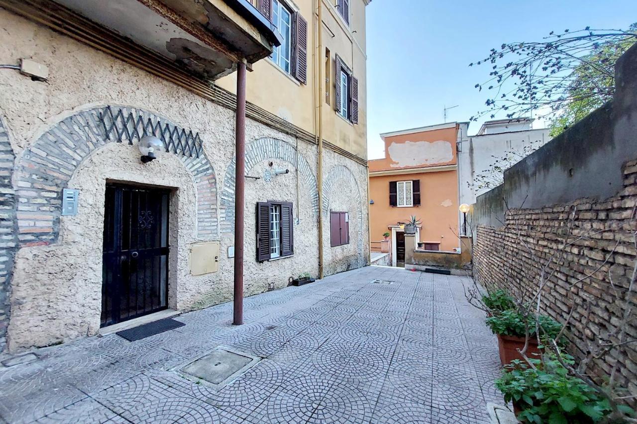 4Bnb - Cozy Vatican Loft With Terrace Рим Экстерьер фото